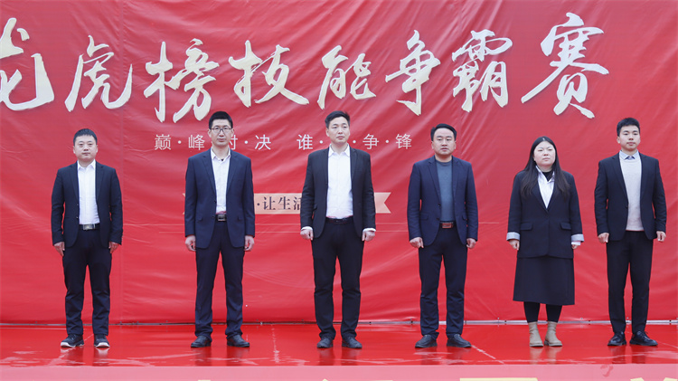 西安萬通汽車學?！褒埢瘛逼嚰寄軤幇再愰_幕式盛大舉辦