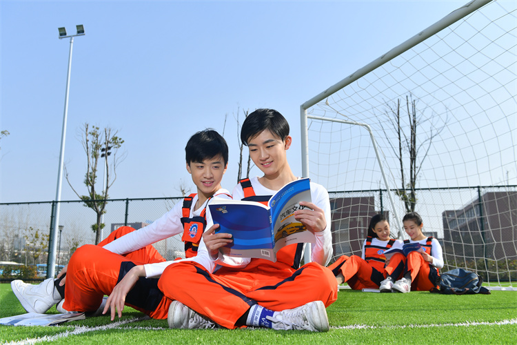 【選擇西安萬通】如果你的孩子在升學的岔路口，請早做決斷！