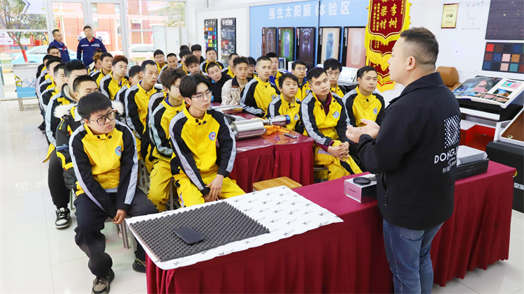 企業總監進校園，為學子筑夢汽車美容高端市場