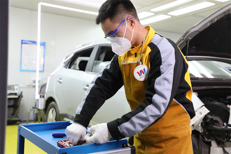 為什么勸現在的年輕人要學一門技術？年輕人學技術有哪些好處？?