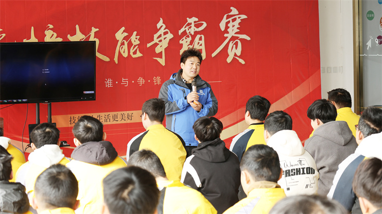 掌握前沿技術，馭見未來 ——連順自動變速箱專修技術總監走進西安萬通，共話汽車行業新未來