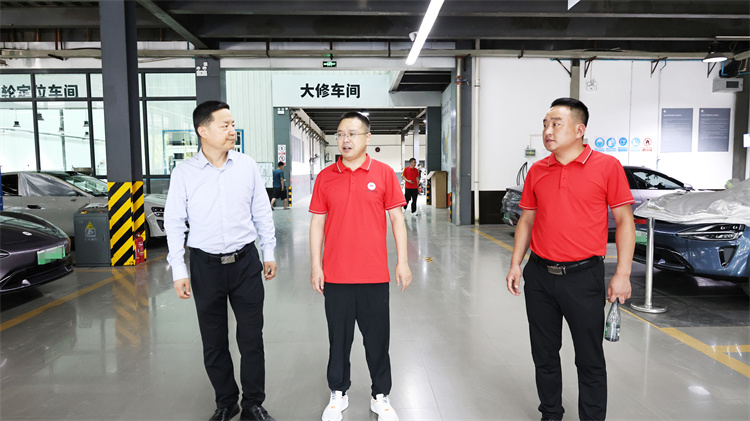 校長探秘系列之——西安萬通校長帶你深入恒泰新能源：共繪新能源汽車人才培養新藍圖