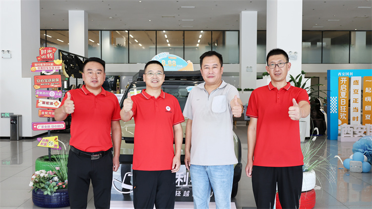 校長探秘系列之產教融合新突破 校企共育未來工匠 ——西安萬通校長帶隊深入國利汽車集團（新能源）考察交流