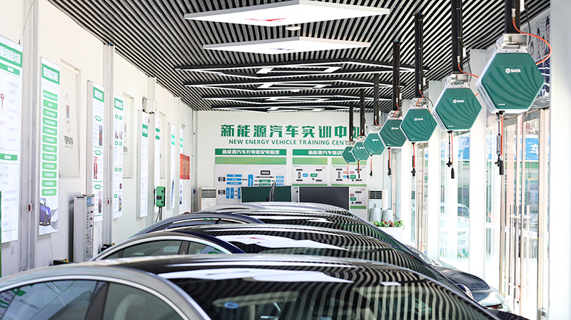 新能源汽車技術主要學什么？初高中生擇校選專業的新藍海！