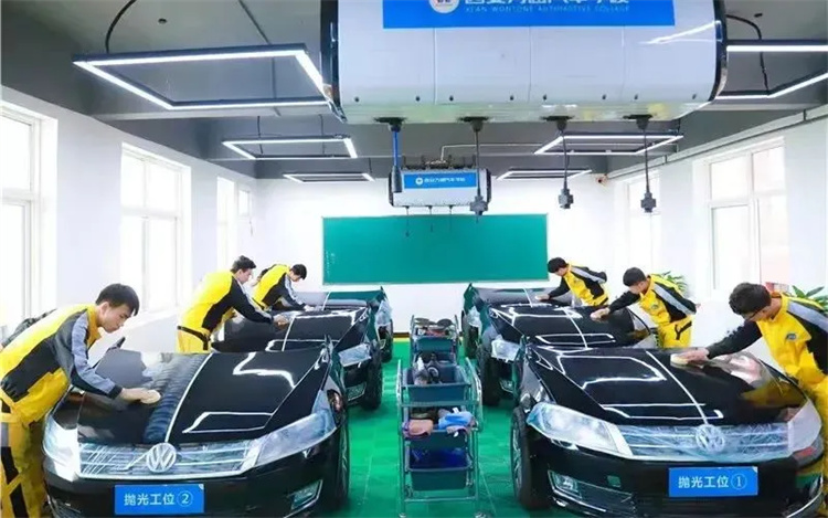 孩子厭學？想輟學？家長朋友們別著急，西安萬通的技能課堂同樣精彩！學技術也是好出路