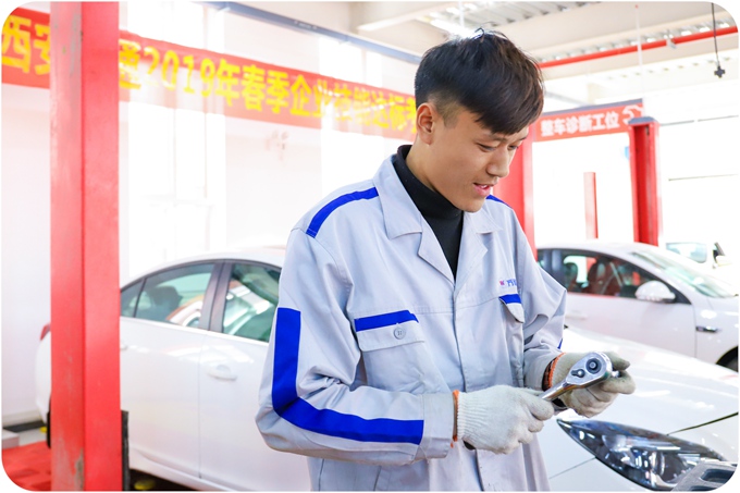 ���A�̾W���ИI������֮�� ����ΛQȻ�x������