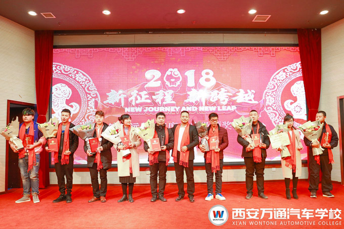 ����C����Y�ϫ@��