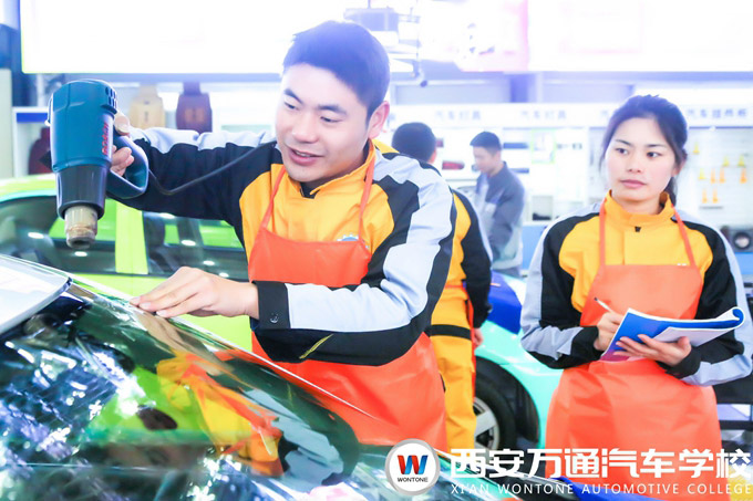 西安萬通汽車美容實訓學習