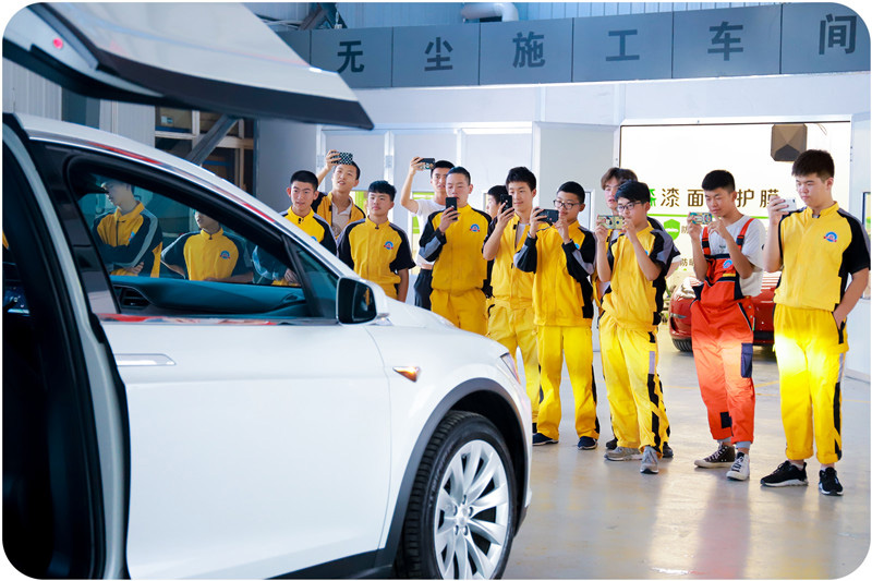 校企定向班學子企業游學15