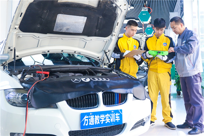 整車檢測維修實訓課堂3