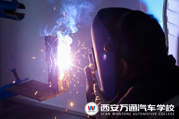 新手30天精通焊接技術|西安萬通秋季焊接班火熱報名中！