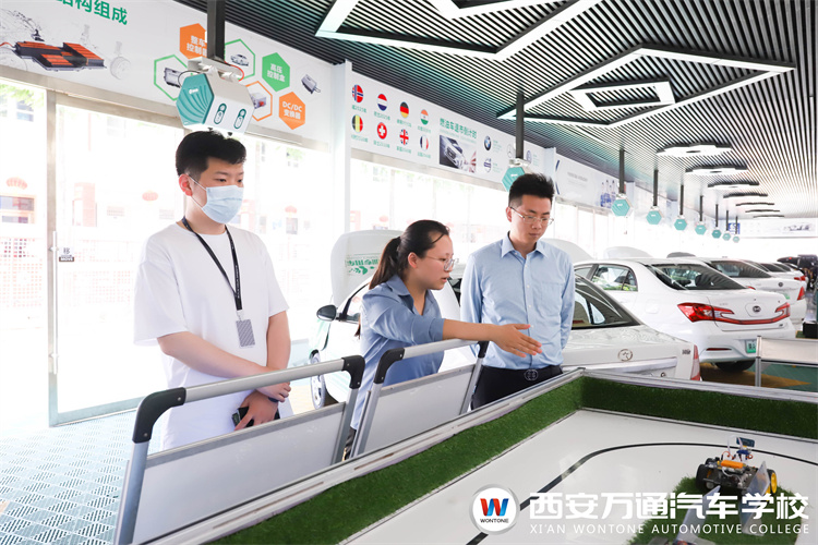 �ȁ����d�ϼ��F�I��һ���W�R�����fͨ��܇�WУ���^ָ����