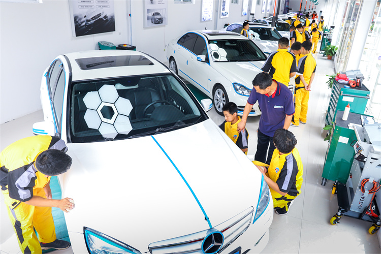 三校生擇校不滿意，及時止損，轉學來西安萬通！