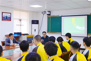 校企定向新培養   產教融合新思路 ——陜西花都全球變速箱有限公司與我校簽約暨舉行專場招聘