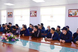  У����������   �fͨ�W��ֱ����   �������������b������У�_չ������Ƹ���v