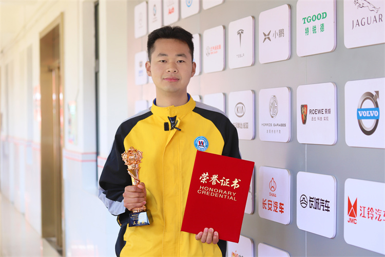 前三！賀金磊：勝不驕，敗不餒，我愿保持初心再出發