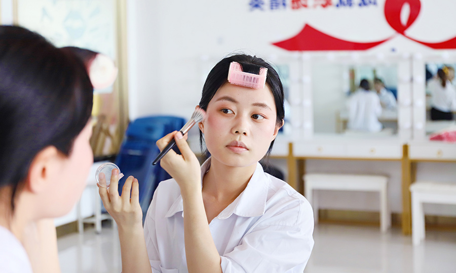 妝飾青春，點亮職場之彩妝大賽4