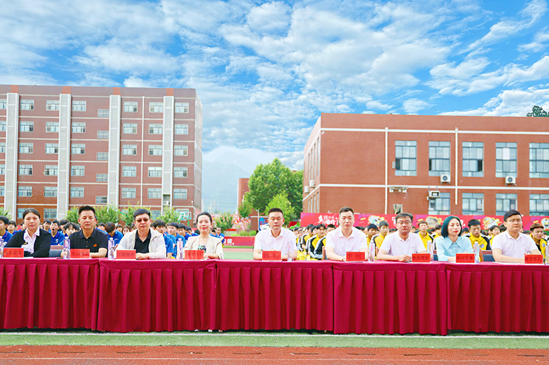 校企合作，共創未來，2023大型校企合作簽約1