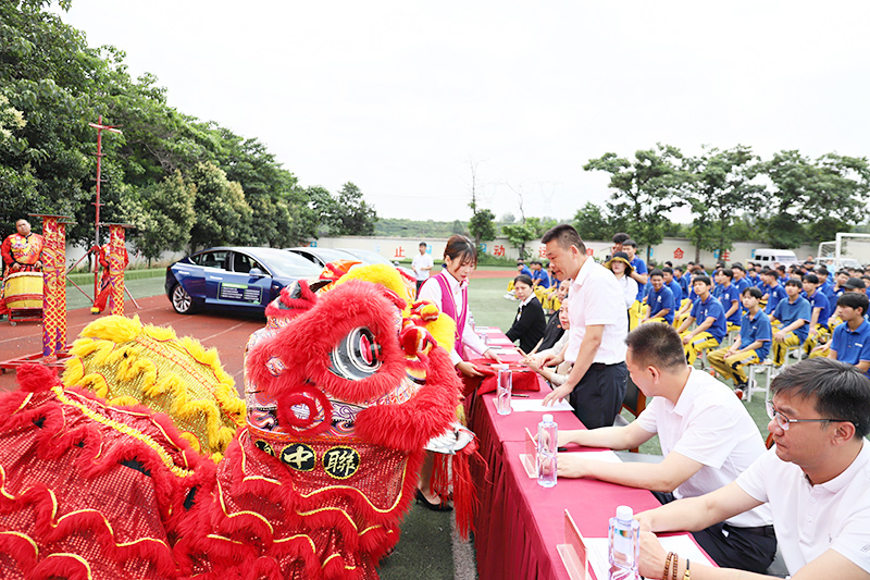 校企合作，共創未來，2023大型校企合作簽約5