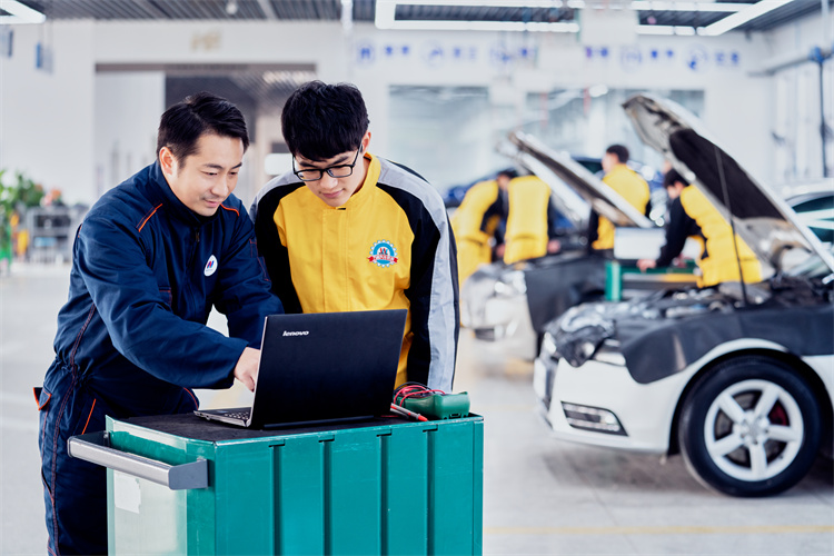 西安萬通汽車新能源專業怎么樣？