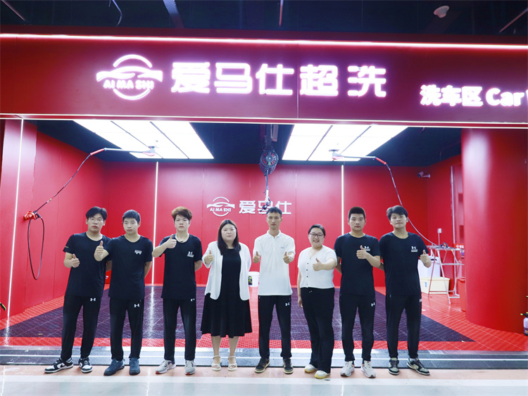 企業回訪在路上  校企聯合共發展