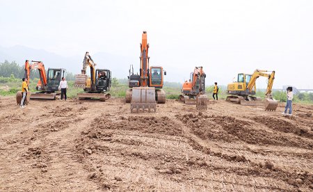 西安有挖掘機培訓技校嗎？西安挖機培訓學校哪家好？
